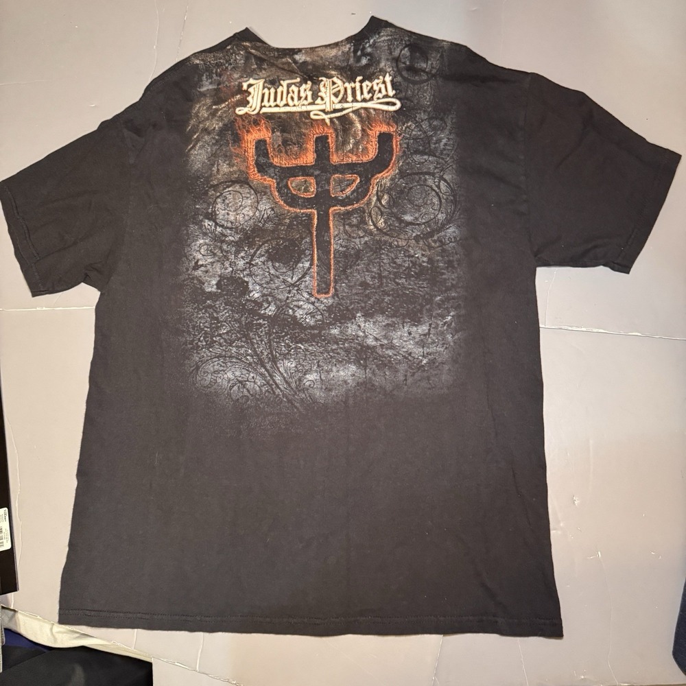 Judas Priest Sad Wings of Destiny Graphic T Shirt Size XL L Hanes Tag Metal Rock - Picture 12 of 16